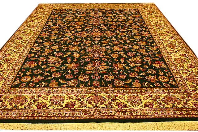 Handmade 9 x 12 Traditional Pakistani Rug in Green Wool: Handmade 9 x 12 Traditional Pakistani Rug in Green Wool Enhance your living space with this exquisite 9 x 12 Traditional Green Fine Handmade Pakistani Rug. Crafted with meticulous attention to detail,