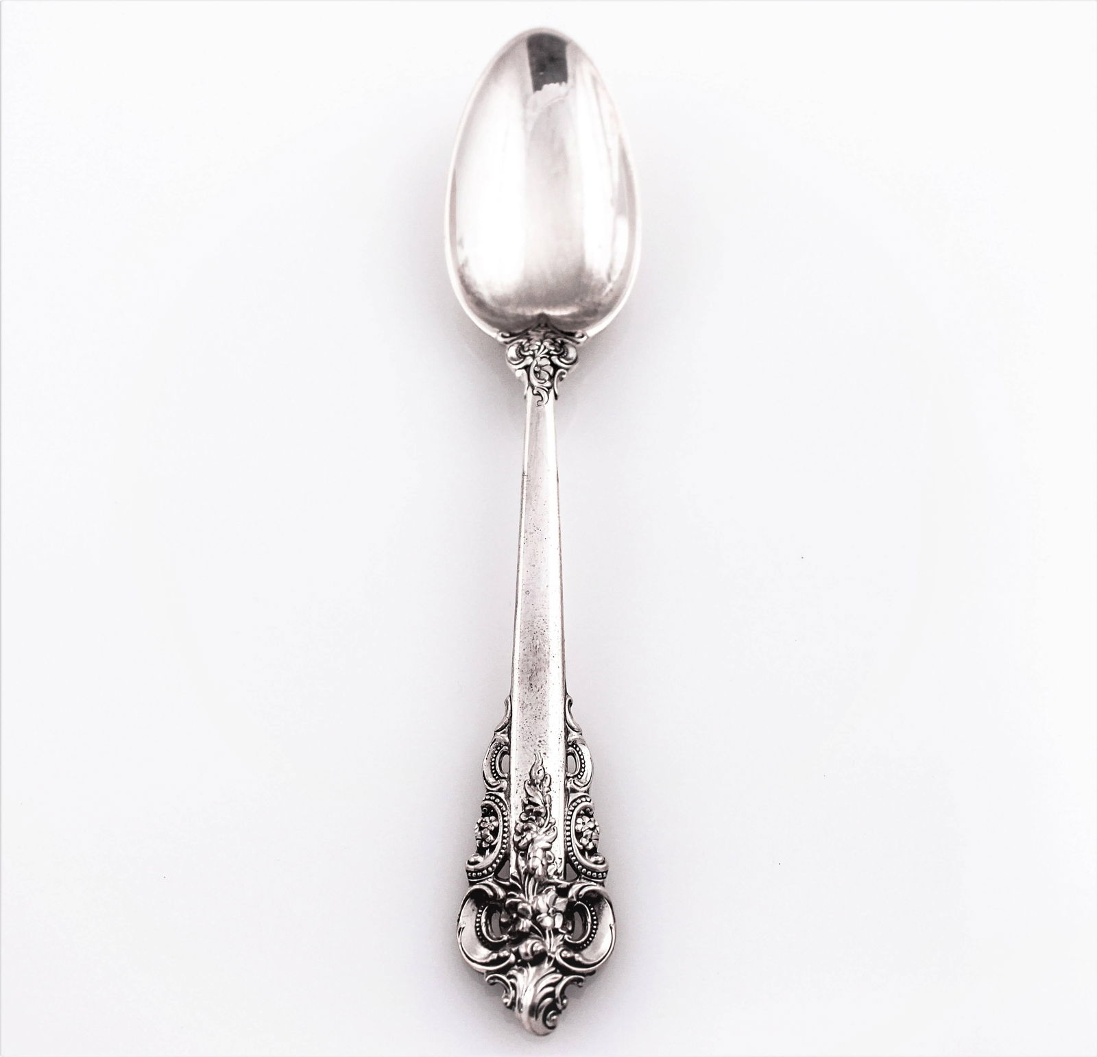 Grande Baroque Flatware for 36: Grande Baroque Flatware for 36 Creator: Wallace Silversmiths (Manufacturer) Dimensions: Height: 9 in (22.86 cm)Diameter: 1.5 in (3.81 cm) Sold As: Set of 180 Materials and Techniques: Sterling Silver
