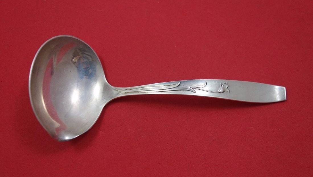 Mayfair Sterling Silver Gravy Ladle by Frank Smith, 6 1/2 in.: Mayfair Sterling Silver Gravy Ladle by Frank Smith, 6 1/2 in. Introducing the Mayfair Gravy Ladle by Frank Smith, a stunning piece crafted from sterling silver. This ladle features a convenient spout,