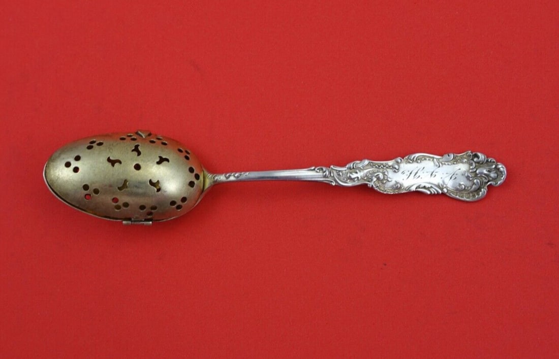 Baronial Sterling Silver Tea Infuser Spoon Frank Smith 5.75in Gold Wash: Baronial Sterling Silver Tea Infuser Spoon Frank Smith 5.75in Gold Wash Discover the elegance of the Baronial by Frank Smith Sterling Silver Tea Infuser Spoon, measuring 5 3/4". Crafted from high-qual