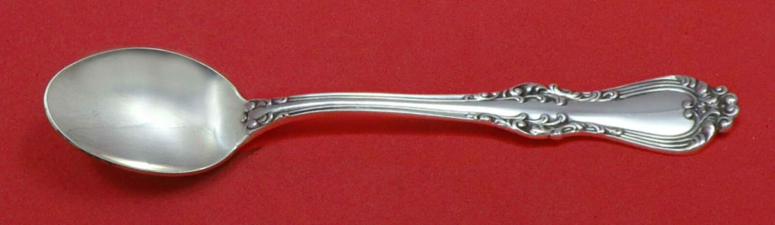 Countess Frank Smith Sterling Silver Infant Feeding Spoon 5 1/4 inches: Countess Frank Smith Sterling Silver Infant Feeding Spoon 5 1/4 inches Countess by frank smith sterling silver custom made infant feeding spoon 5 1/4" in the pattern countess by frank smith. It is not