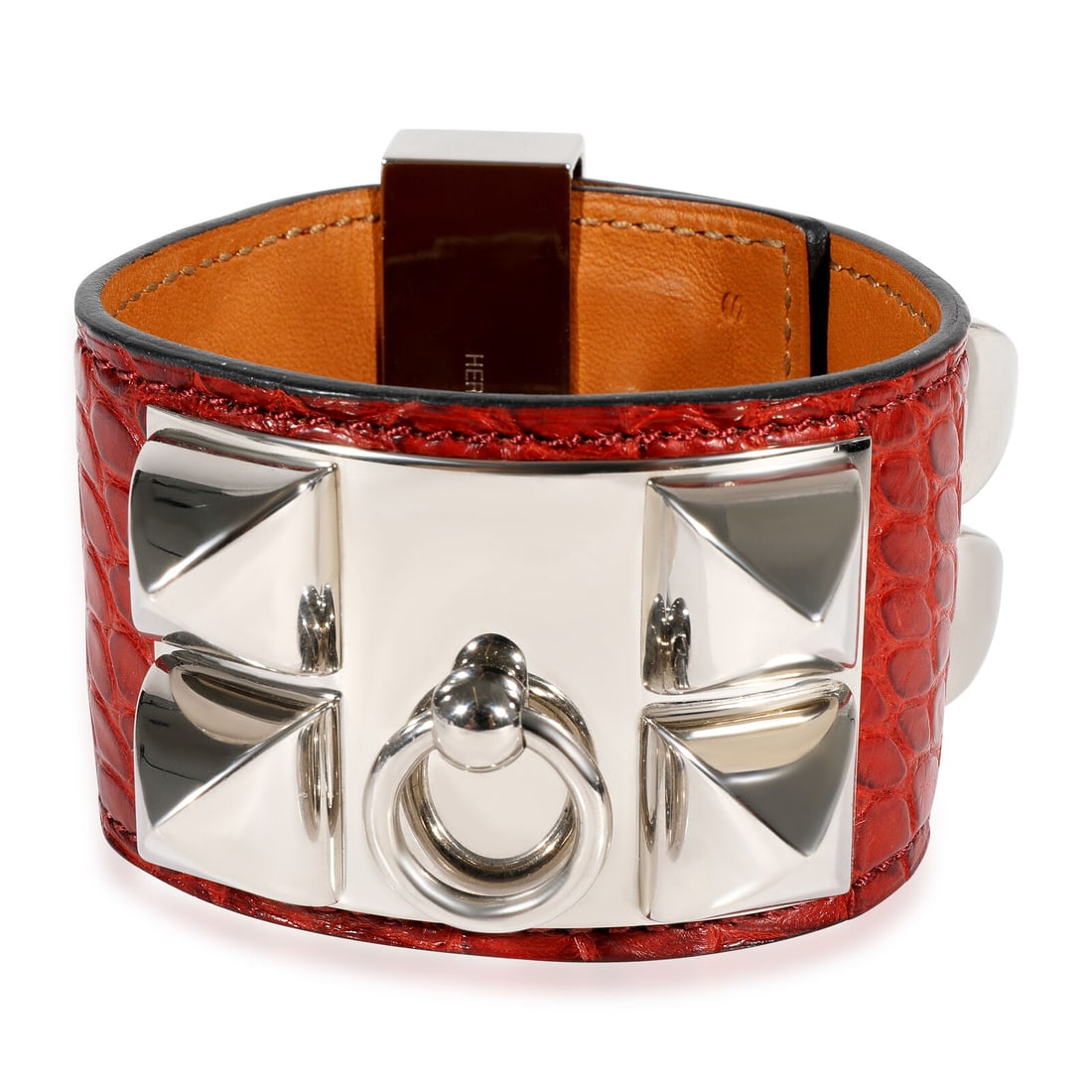 Hermes Bois De Rose Matte Alligator Bracelet Collier De Chien Unisex: Hermes Bois De Rose Matte Alligator Bracelet Collier De Chien Unisex This Hermes Bois De Rose Matte Alligator Mississippiensis Collier De Chien is a stylish bracelet crafted from base metal, designed