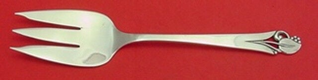 Woodlily Sterling Silver Cold Meat Fork 3-Tine 8 1/4": Woodlily Sterling Silver Cold Meat Fork 3-Tine 8 1/4" This exquisite 3-tine cold meat fork is crafted from sterling silver and features the elegant Woodlily pattern by Frank Smith. The decorative hand