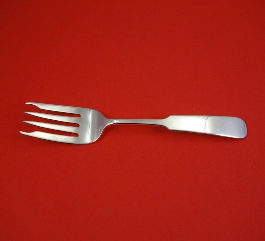 Vintage 7 3/4" Chino Serving Fork in Sterling Silver: Vintage 7 3/4" Chino Serving Fork in Sterling Silver This vintage 7 3/4" serving fork from the Chino pattern by Erickson Silver is crafted from high-quality sterling silver, dating back to the early 1