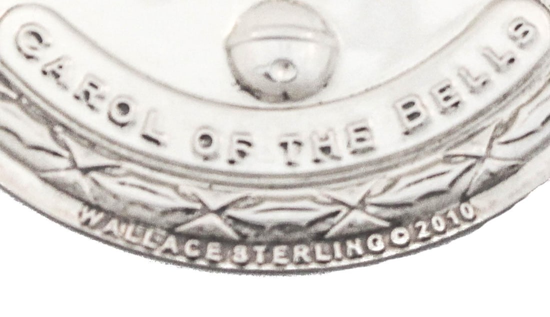 Wallace Silversmiths Sterling Silver Ornament 3x3 Inches Bow Bells: Wallace Silversmiths Sterling Silver Ornament 3x3 Inches Bow Bells This exquisite Sterling Silver Christmas Ornament, crafted by Wallace Silversmiths, features a delicate design of a bow and bells. It