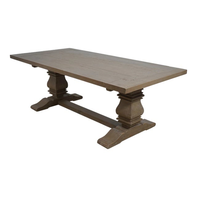 Large Farm Dining Room Table: Large Farm Dining Room Table This large farm dining room table combines impressive size with quality construction, perfect for any country-style setting. Crafted from wood, it features a beautiful fac