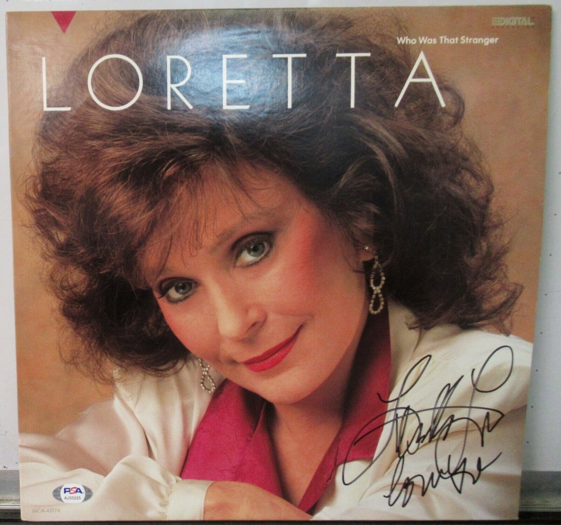 Loretta Lynn Signed Record Who Was That Stranger PSA/DNA: Loretta Lynn Signed Record Who Was That Stranger PSA/DNA This is an original autographed vinyl record album by the legendary country music artist Loretta Lynn, titled 'Who Was That Stranger'. The albu