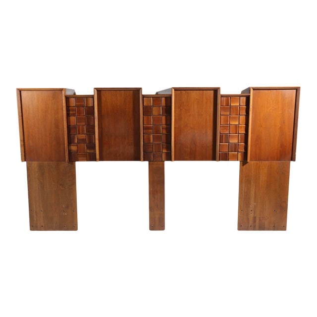 King Size Mid Century Block Front Brutalist Headboard: King Size Mid Century Block Front Brutalist Headboard This striking King Size headboard showcases a massive segmented block front design in the Brutalist Mid-Century Modern style, proudly marked "Made