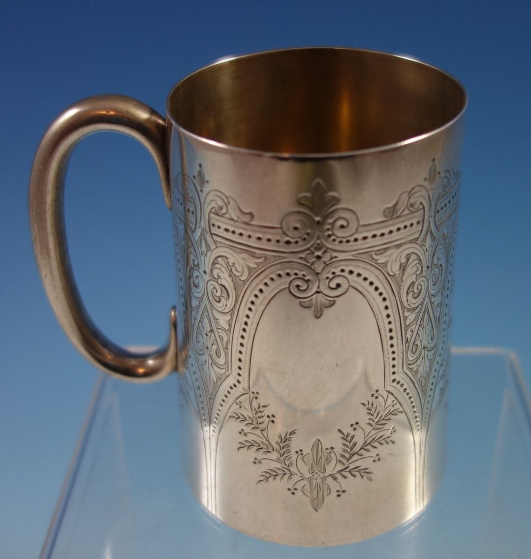 English Sterling Silver Baby Cup HMS Duchess of Devonshire 1914: English Sterling Silver Baby Cup HMS Duchess of Devonshire 1914 This exquisite English sterling silver baby cup, crafted by Edward Charles Brown in 1914, showcases stunning bright-cut and chased desig