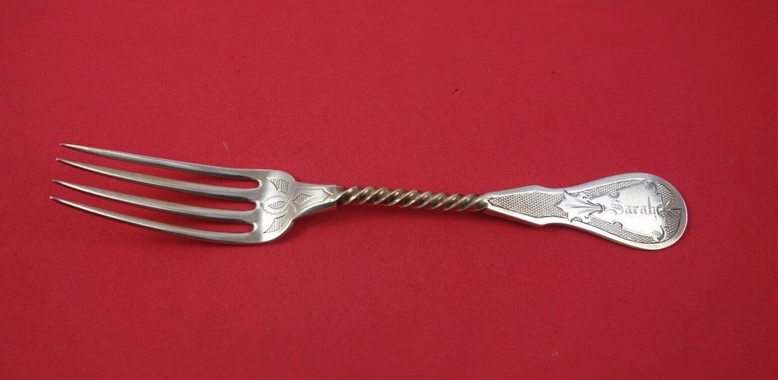 George Sharp Coin Silver Fork 7 3/8 Bright-Cut Vintage Monogrammed: George Sharp Coin Silver Fork 7 3/8 Bright-Cut Vintage Monogrammed This exquisite dinner fork, crafted by George Sharp, showcases a stunning bright-cut design that reflects its vintage charm. Made fro