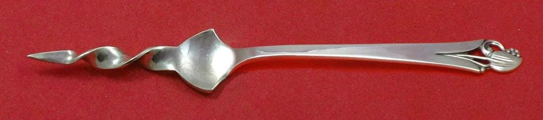 Woodlily Sterling Silver Butter Pick Twisted 5 3/4" Custom Made: Woodlily Sterling Silver Butter Pick Twisted 5 3/4" Custom Made This exquisite Woodlily butter pick, crafted by Frank Smith, showcases a beautiful twisted design. Made of high-quality sterling silver,