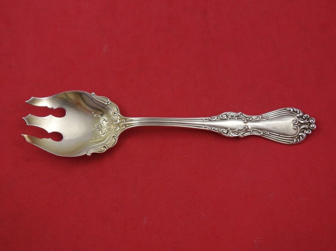 Countess Sterling Silver Ice Cream Fork 5 3/8" by Frank Smith: Countess Sterling Silver Ice Cream Fork 5 3/8" by Frank Smith Elevate your dessert serving with this exquisite Countess ice cream fork by Frank Smith. Crafted from sterling silver, this original piece