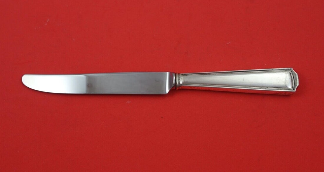 American Chippendale Sterling Silver Regular Knife French 9 1/8": American Chippendale Sterling Silver Regular Knife French 9 1/8" This exquisite regular knife, crafted in the elegant American Chippendale pattern by Frank Smith, features a hollow handle made of ster