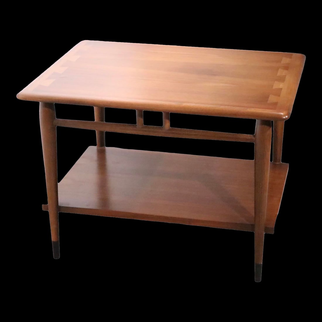 Mid Century Lane Acclaim End Table by Andre Bus: Mid Century Lane Acclaim End Table by Andre Bus Discover the timeless beauty of the Lane Acclaim Mid Century End or Side Table, designed by Andre Bus in the 1960s. This iconic piece showcases classic