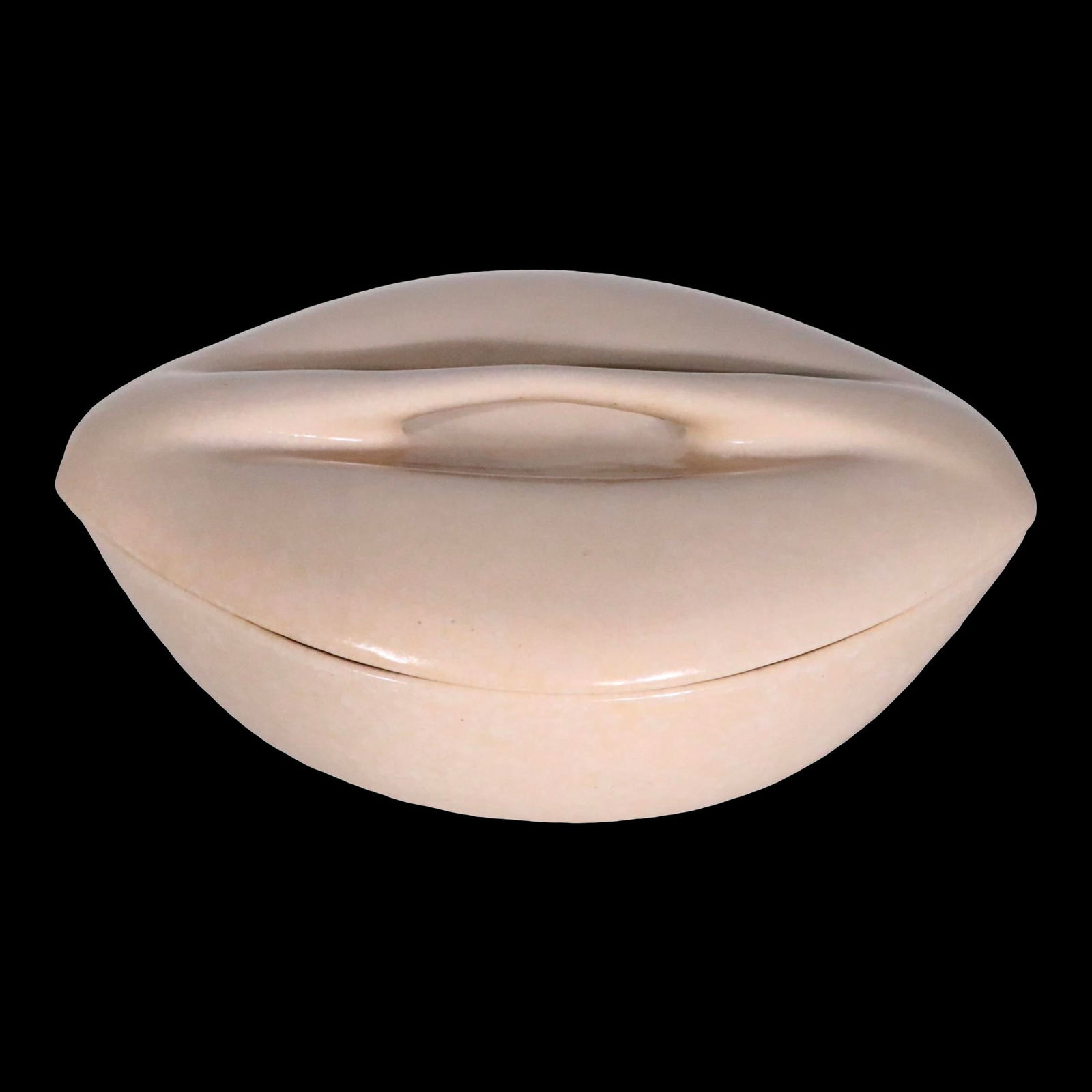 Large Mid Century Covered Casserole by Ben Seibel Raymor 1950's: Large Mid Century Covered Casserole by Ben Seibel Raymor 1950's This large sculptural covered casserole, designed by Ben Seibel for the Raymor series and produced by Roseville Pottery in the 1950s, fe