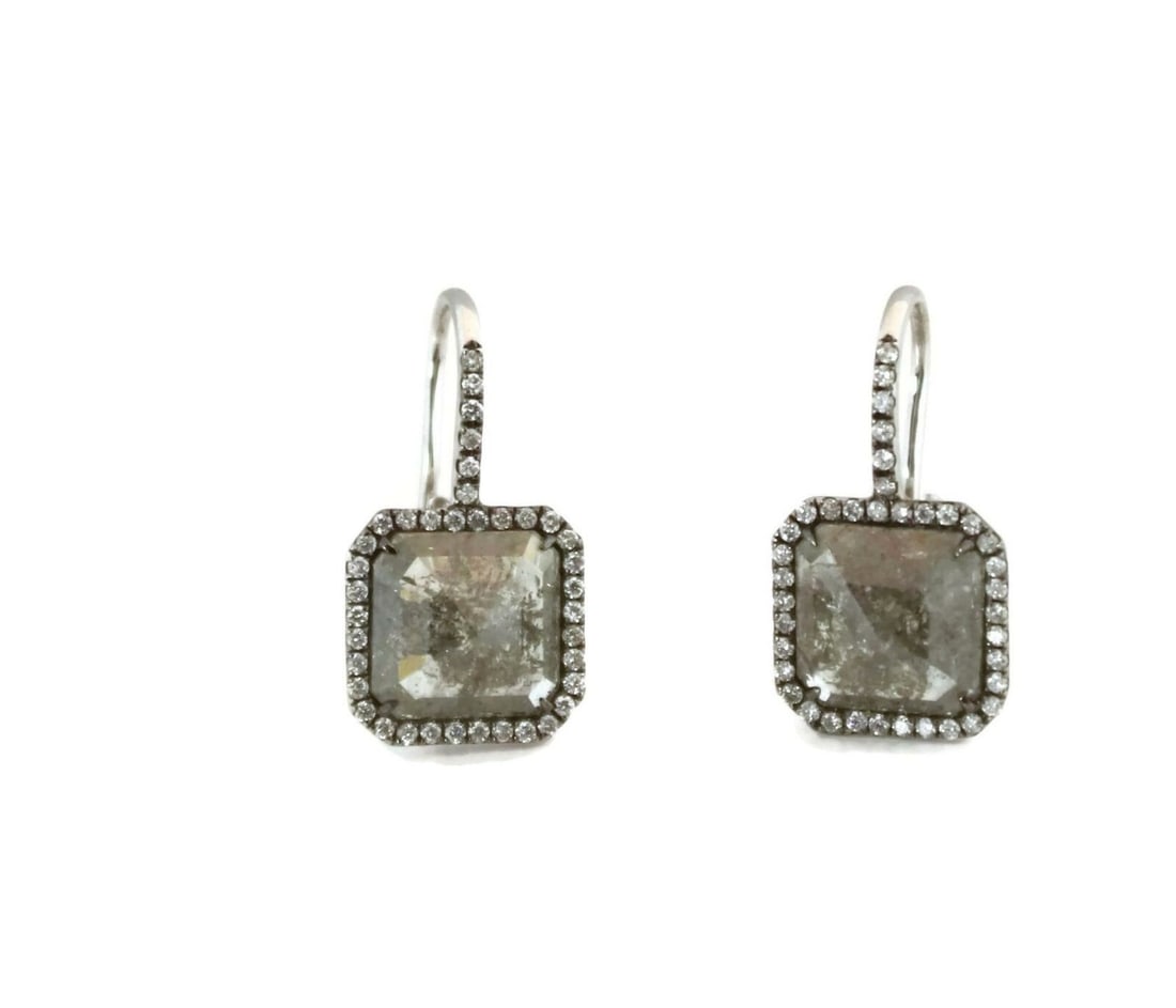 Modern 4.50ct Black White Diamond Dangle Earrings in 18k White Gold: Modern 4.50ct Black White Diamond Dangle Earrings in 18k White Gold Elevate your elegance with these stunning modern drop earrings, meticulously crafted from 18k white gold with a polished finish. Fea