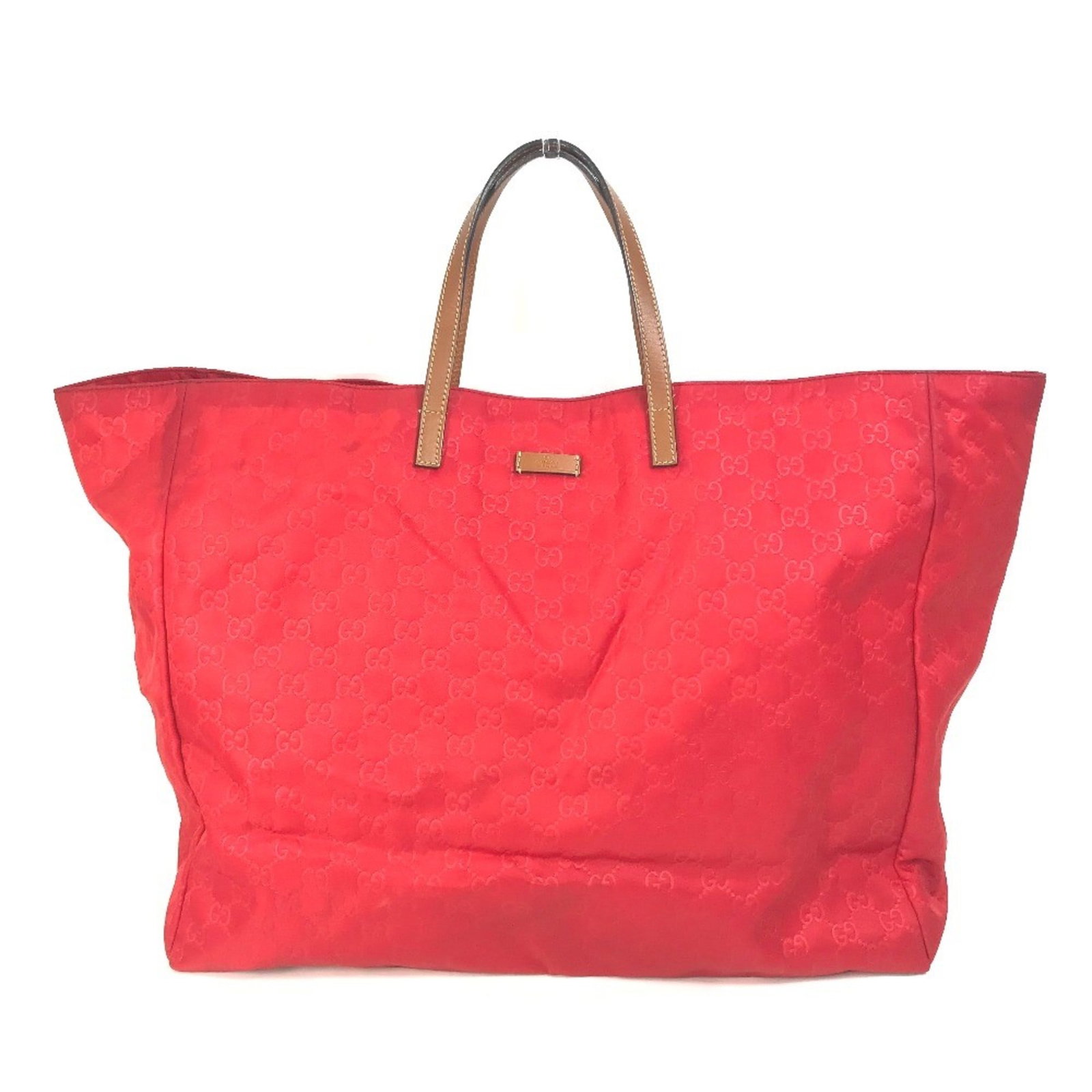 Gucci 286198 Red GG Pattern Tote Bag 18.1x15.0x7.5 inches: Gucci 286198 Red GG Pattern Tote Bag 18.1x15.0x7.5 inches This stunning Gucci Tote Bag showcases the iconic GG pattern in a vibrant red hue, perfect for the stylish woman on the go. Crafted from high-