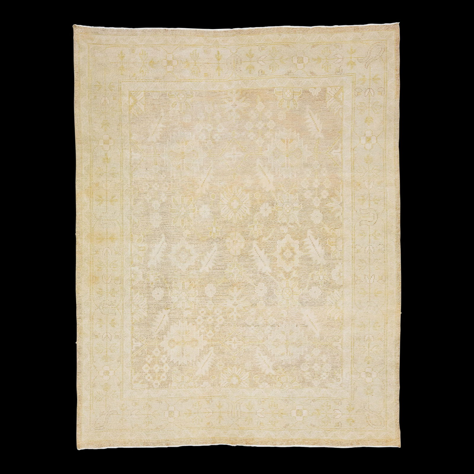 Handmade Turkish Oushak Wool Rug 9' x 12' Beige Floral Design: Handmade Turkish Oushak Wool Rug 9' x 12' Beige Floral Design Enhance your living space with this exquisite Turkish Antique Style Oushak Wool Rug, meticulously handmade to showcase a beautiful beige c