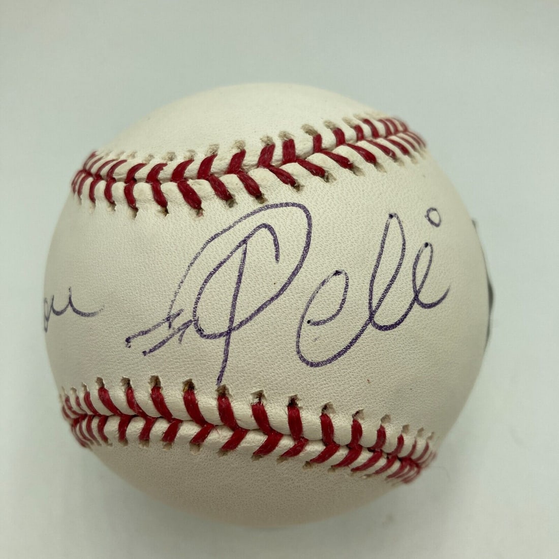 Pele Edson Signed Major League Baseball Beckett Authenticated Soccer Icon: Pele Edson Signed Major League Baseball Beckett Authenticated Soccer Icon This Official Major League Allan H. Selig baseball is a remarkable piece signed by soccer legend Pele. The ball features his a