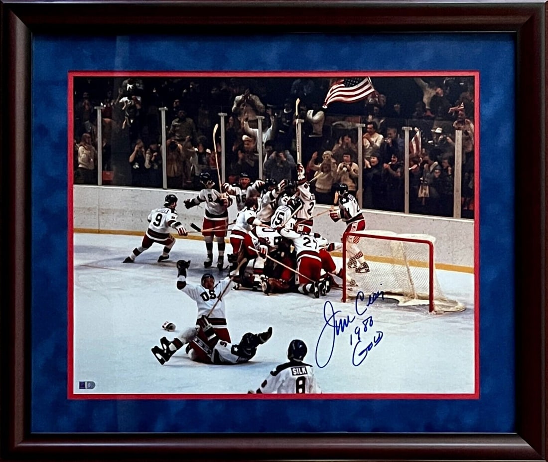 Jim Craig 1980 Olympic Gold Signed 16x20 Framed Photo AIV Authentication: Jim Craig 1980 Olympic Gold Signed 16x20 Framed Photo AIV Authentication This stunning 16x20 photo captures Jim Craig, the gold medal-winning goalie from the iconic 1980 Miracle on Ice hockey team. Th