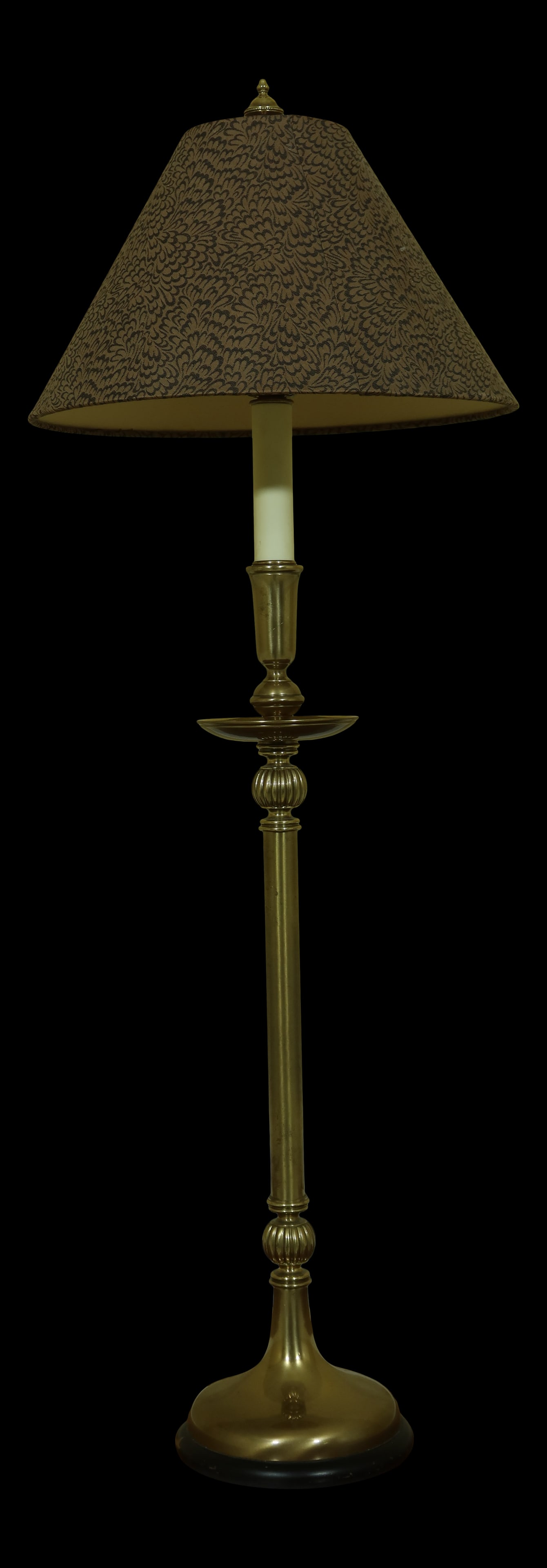 Frederick Cooper Modern Regency Brass Table Lamp 12 x 12 x 35: Frederick Cooper Modern Regency Brass Table Lamp 12 x 12 x 35 This elegant tall brass table lamp, designed by Frederick Cooper, features a decorative fabric shade and embodies a modern Regency style.