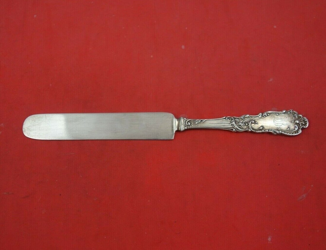 Frank Smith Baronial Sterling Silver Junior Knife 7 1/4 inches: Frank Smith Baronial Sterling Silver Junior Knife 7 1/4 inches This exquisite Junior Knife from the Baronial pattern by Frank Smith showcases timeless elegance and craftsmanship. Made entirely of ster