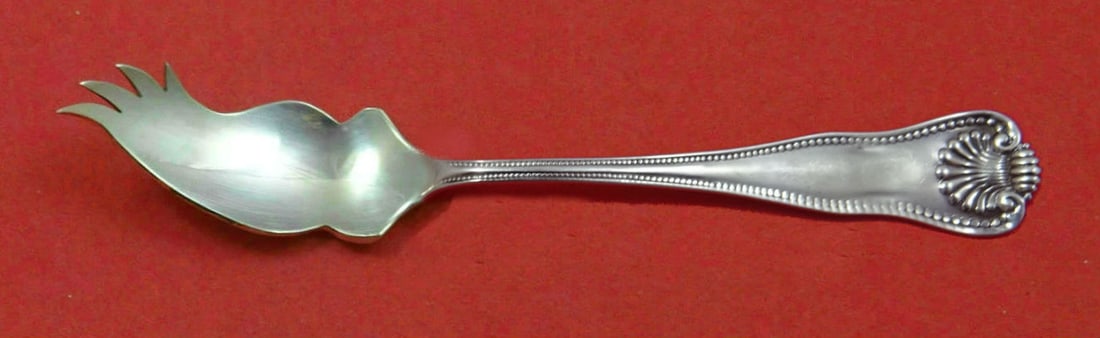 Frank Smith Newport Shell Sterling Silver 6 Inch Pate Knife: Frank Smith Newport Shell Sterling Silver 6 Inch Pate Knife This exquisite pate knife, crafted from sterling silver, features the elegant Newport Shell pattern by renowned maker Frank Smith. Measuring