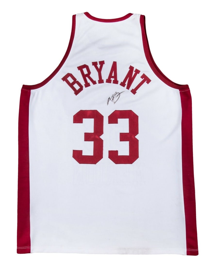 Kobe Bryant Signed Lower Merion #33 Jersey PSA DNA COA RARE: Kobe Bryant Signed Lower Merion #33 Jersey PSA DNA COA RARE This is a rare, authentic Lower Merion High School #33 basketball jersey signed by the legendary Kobe Bryant. The white heavy mesh jersey fe