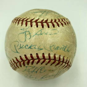 1961 New York Yankees Team Signed Baseball Mickey Mantle Maris PSA COA (1 of 11)