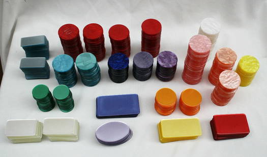 Vintage 360 Italian Poker Chips Set Circa 1960s 15 Colors Shapes: Vintage 360 Italian Poker Chips Set Circa 1960s 15 Colors Shapes Discover an exquisite collection of Italian poker chips from the 1960s, featuring 360 pieces in a vibrant array of 15 colors and shapes