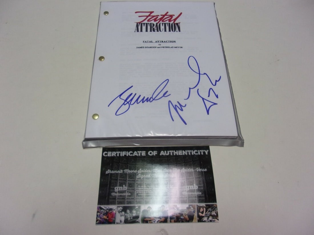 Glenn Close Michael Douglas Signed Fatal Attraction Script with COA: Glenn Close Michael Douglas Signed Fatal Attraction Script with COA This is an original signed full movie script of 'Fatal Attraction,' featuring signatures from Glenn Close and Michael Douglas. The s