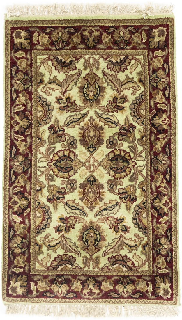 Handmade Agra Jaipur 2' x 3' Floral Wool Rug Modern Design: Handmade Agra Jaipur 2' x 3' Floral Wool Rug Modern Design Discover the charm of this exquisite handmade Agra Jaipur Oriental rug, measuring 2' x 3'. Crafted from high-quality wool using traditional h