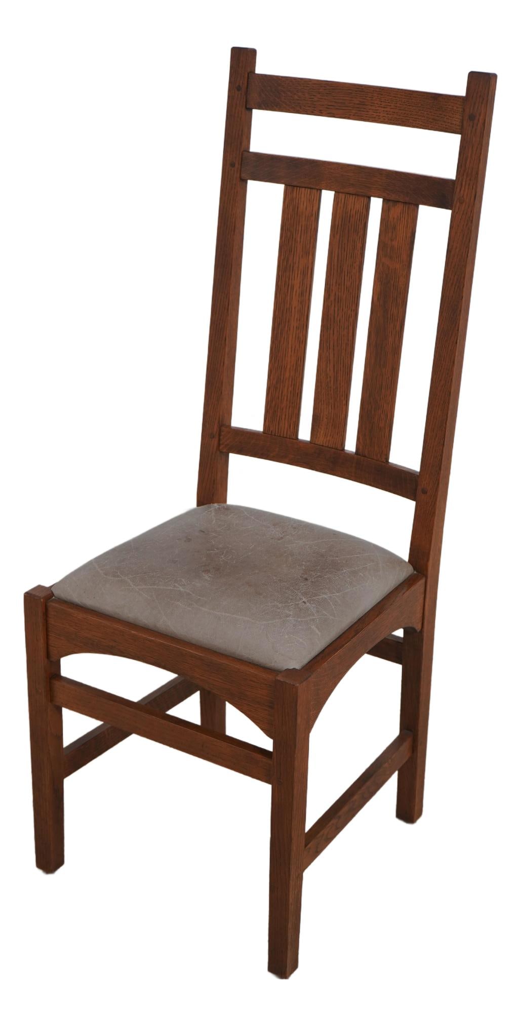 Stickley Arts & Crafts Mission Oak Side Chair Leather Seat: Stickley Arts & Crafts Mission Oak Side Chair Leather Seat This Stickley Mission Oak Art & Crafts Side Chair showcases high-quality construction typical of the Arts & Crafts style. Crafted from durabl