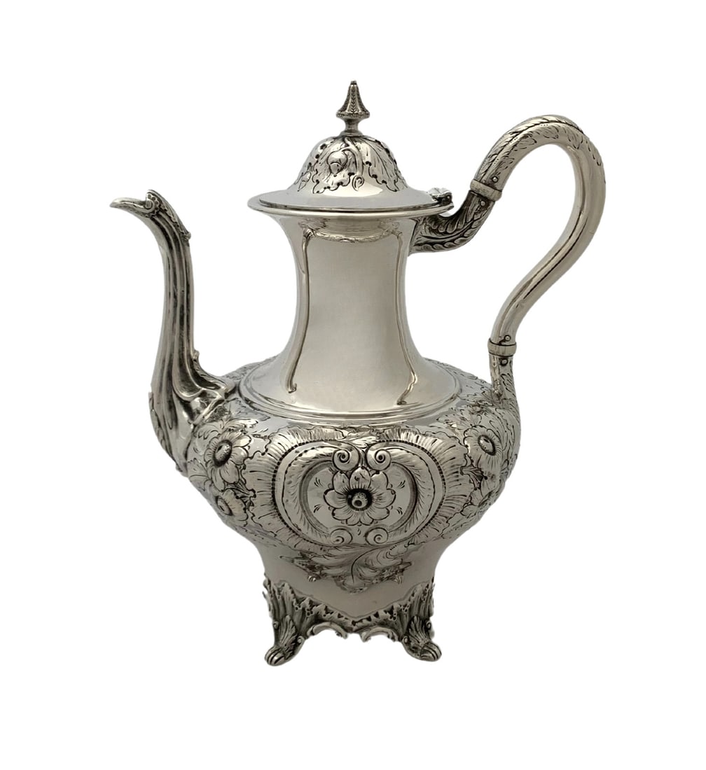 Antique 19th Century Robert & William Wilson 925 Sterling Silver Repousse Coffee Pot: Antique 19th Century Robert & William Wilson 925 Sterling Silver Repousse Coffee Pot This exquisite antique coffee pot crafted by Robert & William Wilson showcases the artistry of 19th-century America