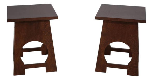Stickley Roycroft Pair of Arts & Crafts Oak Tamboret End Tables: Stickley Roycroft Pair of Arts & Crafts Oak Tamboret End Tables This exquisite pair of Stickley Roycroft Arts & Crafts oak tamboret end tables showcases high-quality construction and timeless design.