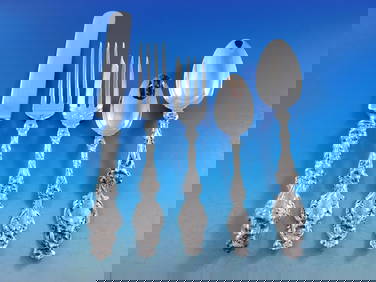 Whiting Lily Sterling Silver Flatware Set for 12 - 60 Pieces with Storage Chest (1 of 6)