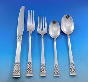 Lunt Columbine Sterling Silver Flatware Set for 12 - 61 Pieces with Storage Chest (1 of 8)