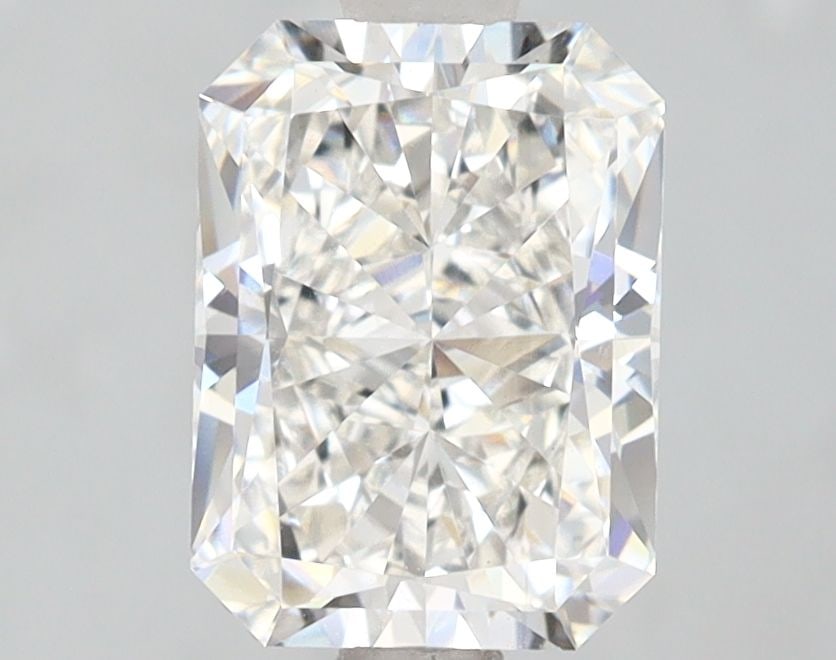 Loose Diamond - RADIANT 2.02ct G VS2: Loose Diamond - RADIANT 2.02ct G VS2 Source: This is a real non-mined Diamond that has been grown in a lab Shape: RADIANT Carats: 2.02 Color: G Clarity: VS2 Certification: IGI Video: