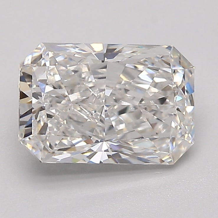 Lab-Grown Radiant Diamond 1.65ct F VS2 IGI Certified: Lab-Grown Radiant Diamond 1.65ct F VS2 IGI Certified This exquisite loose diamond features a radiant cut, weighing 1.65 carats. It is a lab-grown diamond, offering an ethical choice for your jewelry n