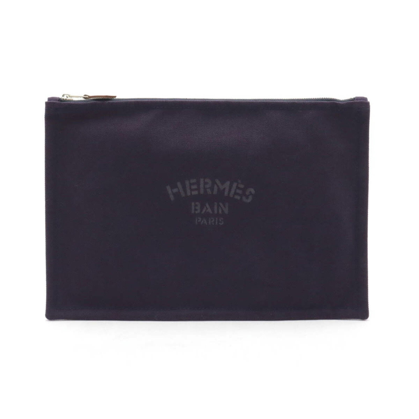 Hermes Yachting GM Flat Pouch Dark Purple Cotton Leather: Hermes Yachting GM Flat Pouch Dark Purple Cotton Leather This Hermes Flat Pouch Yachting GM combines style and functionality with its elegant design. Crafted from high-quality cotton leather, it featu
