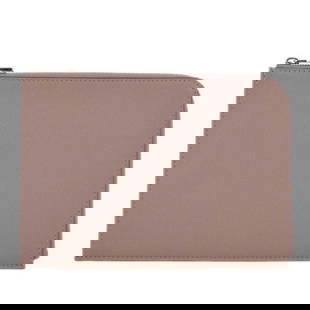 Louis Vuitton Gray Pochette Jules PM Clutch Bag 9x6 Leather: Louis Vuitton Gray Pochette Jules PM Clutch Bag 9x6 Leather This elegant Louis Vuitton Pochette Jules PM Clutch Bag is a stylish accessory perfect for any occasion. Crafted from high-quality leather,