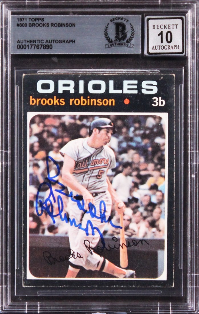 Brooks Robinson Autographed 1971 Topps #300 Card Gem Mint 10 Beckett: Brooks Robinson Autographed 1971 Topps #300 Card Gem Mint 10 Beckett This is a 1971 Topps #300 card featuring Brooks Robinson of the Baltimore Orioles, personally signed by the player. The card is gra