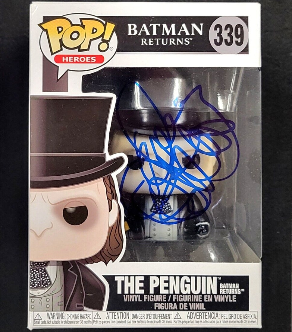 Danny DeVito Signed Batman Returns Penguin Funko Pop 339 Beckett Authenticated: Danny DeVito Signed Batman Returns Penguin Funko Pop 339 Beckett Authenticated This Funko Pop! figure features Danny DeVito's portrayal of the Penguin from the iconic movie Batman Returns. It is a sig