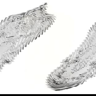 Wallace Silversmiths Sterling Silver Christmas Angel Ornament 4 in: Wallace Silversmiths Sterling Silver Christmas Angel Ornament 4 in This exquisite sterling silver Christmas Angel ornament by Wallace Silversmiths captures the spirit of the holiday season. Featuring