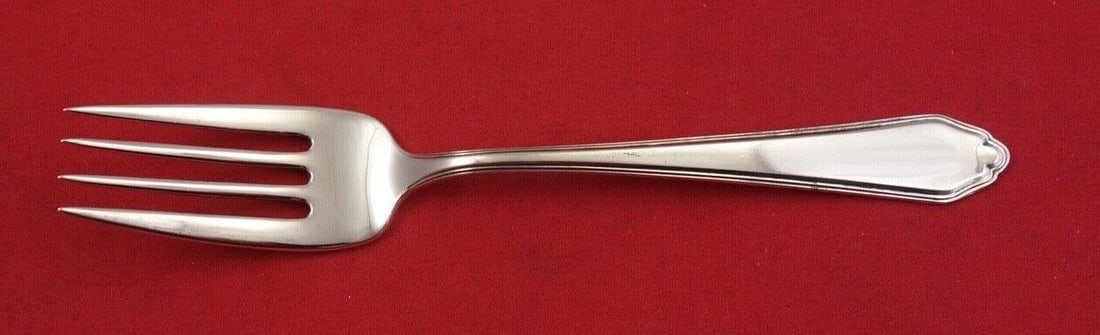 Blackinton Gilbert Stuart Sterling Silver Salad Fork 6 1/4 inches: Blackinton Gilbert Stuart Sterling Silver Salad Fork 6 1/4 inches This exquisite salad fork is crafted from sterling silver and features the elegant Gilbert Stuart pattern by Blackinton. Measuring 6 1