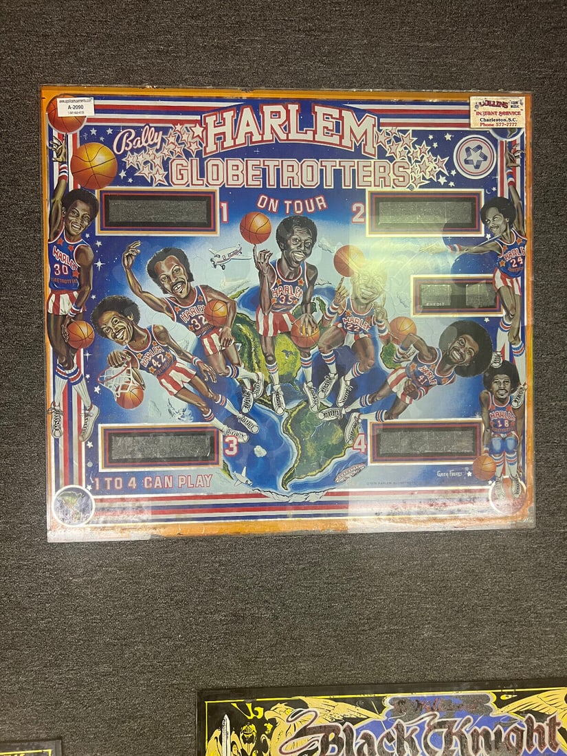 Bally 1979 Harlem Globetrotters Pinball Backglass Vintage Collectible: Bally 1979 Harlem Globetrotters Pinball Backglass Vintage Collectible This is a pre-owned backglass for the HARLEM GLOBETROTTERS pinball machine produced by Bally in 1979. The vibrant artwork and desi