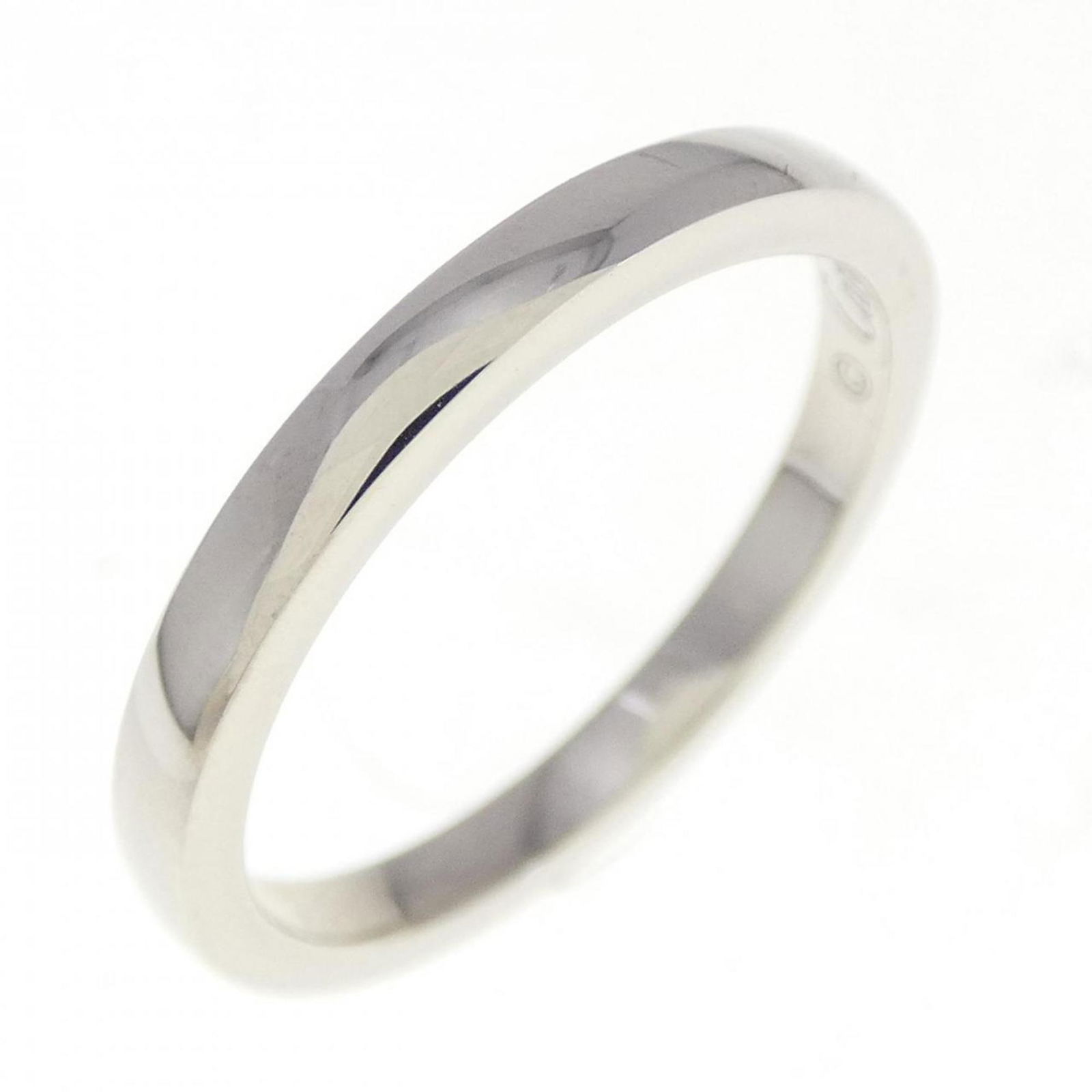 Cartier Ballerina Platinum Band Ring for Women Size 5: Cartier Ballerina Platinum Band Ring for Women Size 5 This exquisite Cartier Ballerina Ring is a stunning example of fine jewelry crafted for women. Made from high-quality platinum, this band ring fea