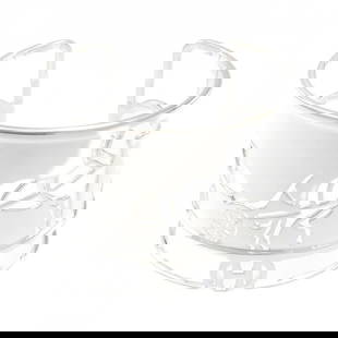 Hermes 925 Silver Women's Bangle Elegant Design 15cm: Hermes 925 Silver Women's Bangle Elegant Design 15cm This exquisite Hermes bangle is crafted from high-quality 925 silver, designed specifically for women. The sleek and elegant design ensures it