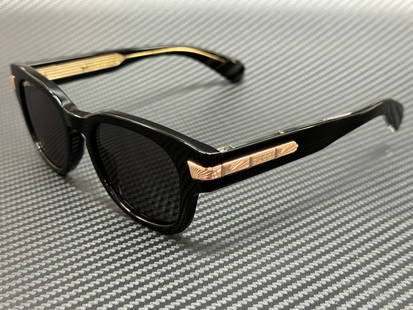 GUCCI GG1518S 001 Black Unisex Sunglasses 51mm Lens: GUCCI GG1518S 001 Black Unisex Sunglasses 51mm Lens Elevate your style with these GUCCI GG1518S 001 sunglasses, featuring a sleek black frame that is perfect for any unisex look. With a medium size