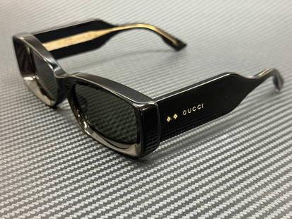 GUCCI GG1528S 001 Black Frame 53mm Women's Sunglasses: GUCCI GG1528S 001 Black Frame 53mm Women's Sunglasses Elevate your style with these chic GUCCI GG1528S 001 sunglasses, designed specifically for women. The sleek black frame beautifully complements